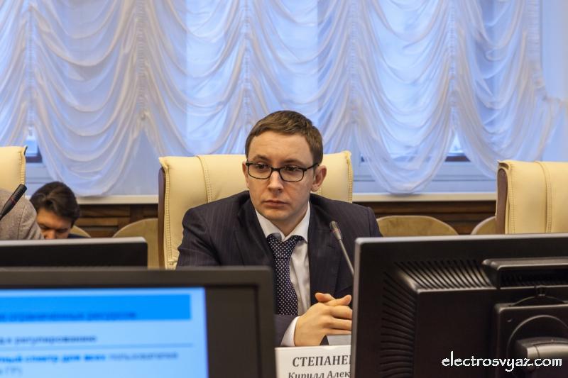 2013 01 29 Минкомсвязи презент ЗоС 1920-6210